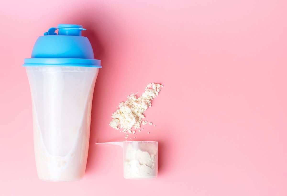 Whey Protein vs. Creatine: Considerations for Timing and Dosage to Maximize Benefits - Genetic Nutrition